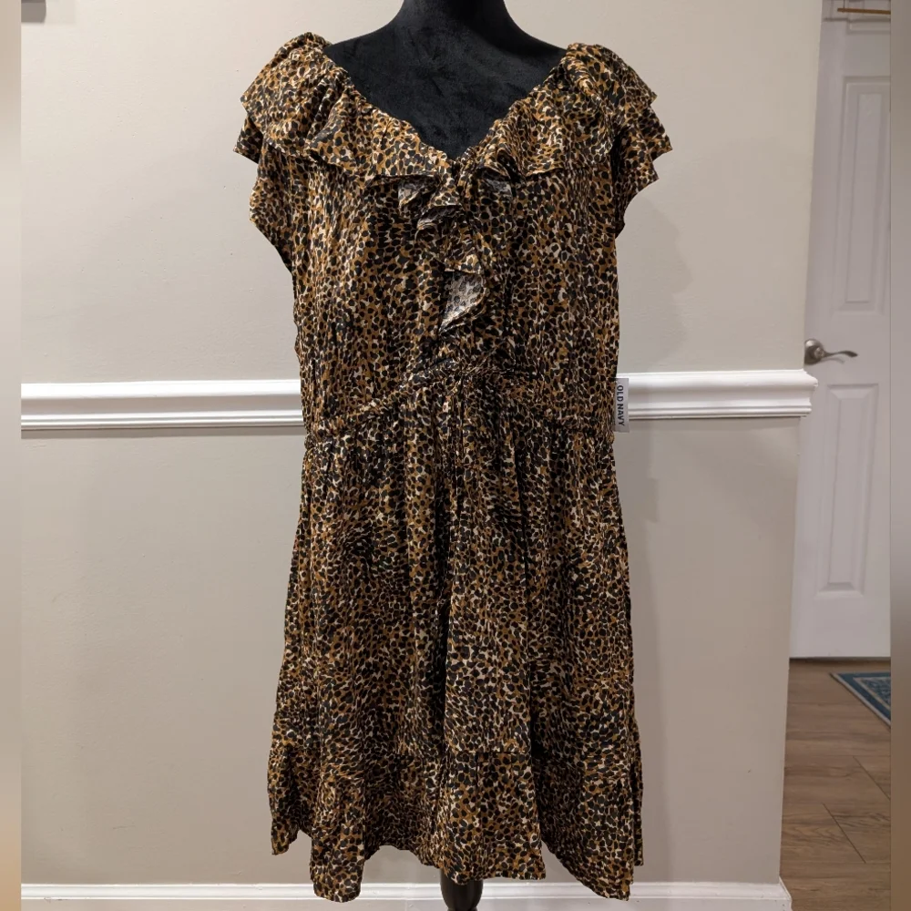 Old Navy Animal Print Ruffle Dress - Picture 1 of 7